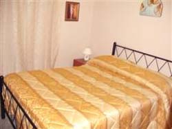 Superior single with city view, balcony, and private facilities